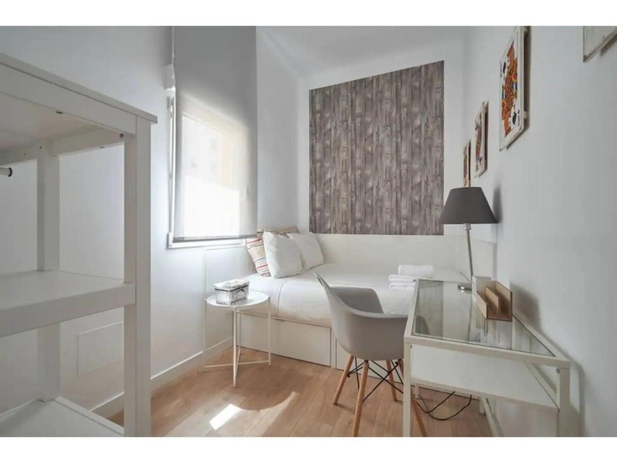 Retiro Park Apartments マドリード エクステリア 写真